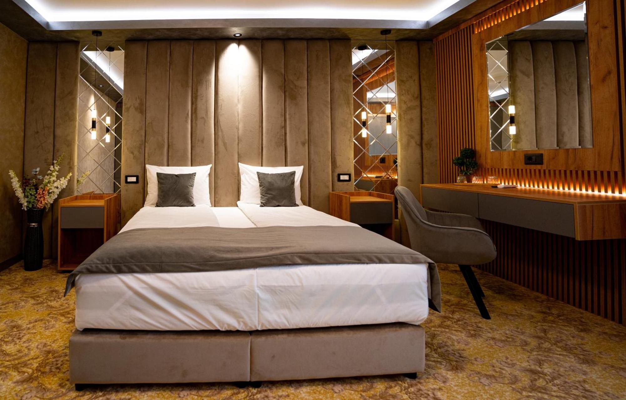 Hanul Domnesc Imperial Hotel & Spa Călan Extérieur photo