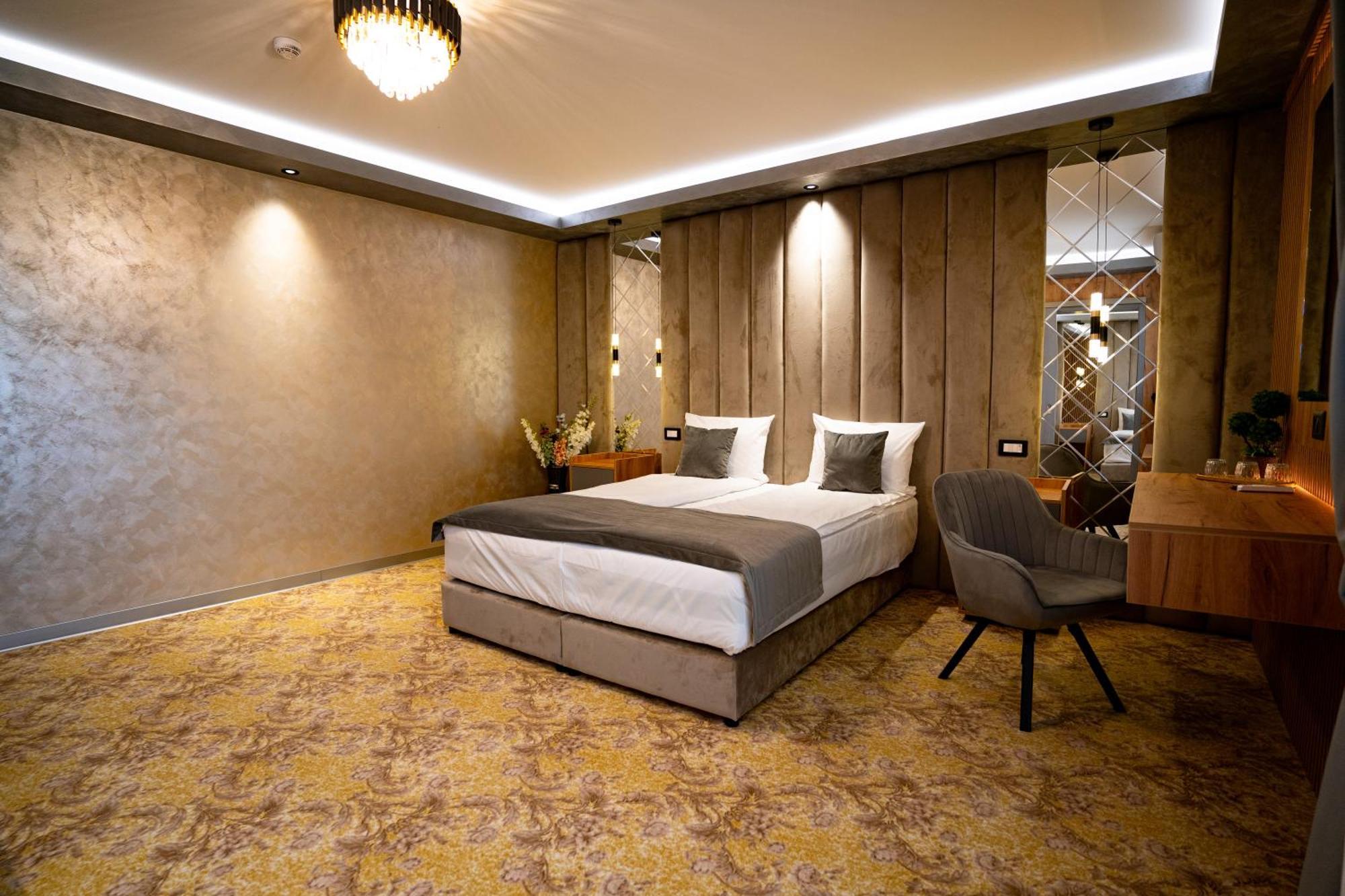 Hanul Domnesc Imperial Hotel & Spa Călan Extérieur photo